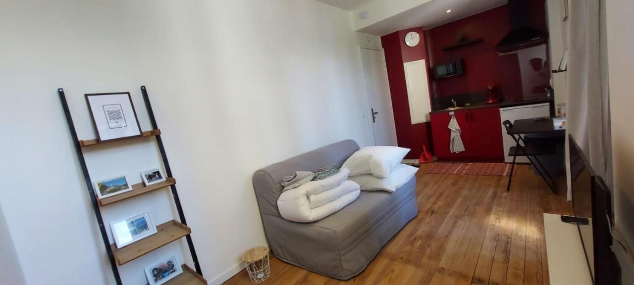 Charmant Studio Proche Centre Ville Et Gare Λούρδη Εξωτερικό φωτογραφία
